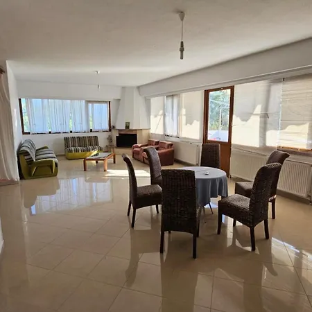 Semesterbostad Nisi House Beachfront Sea View *